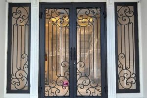 Jasa Pembuatan dan Pemasangan Teralis Jendela Minimalis dengan Harga Terjangkau – TukangJogja.com